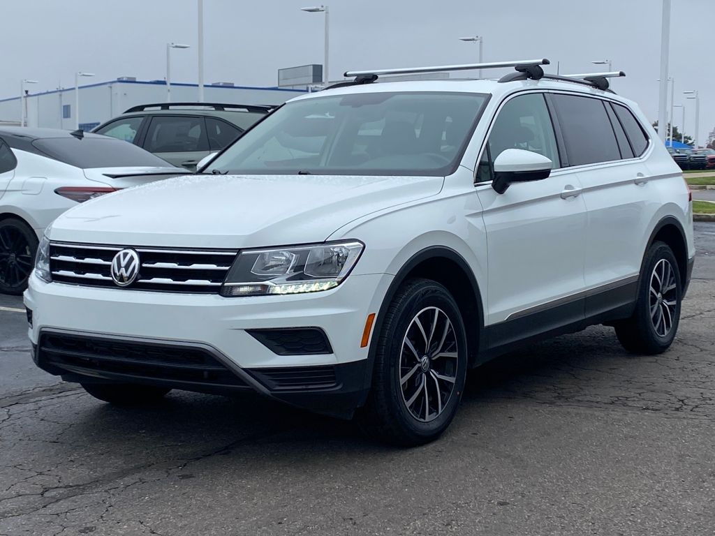 2021 Volkswagen Tiguan SE photo 3