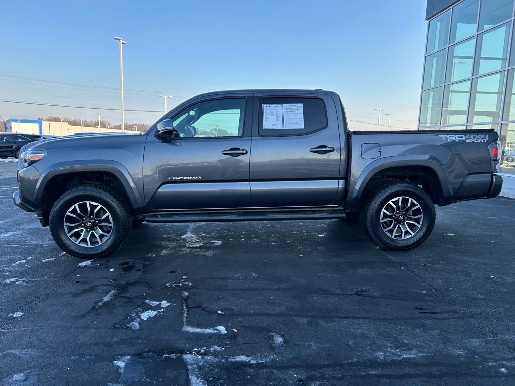 2020 Toyota Tacoma TRD Sport V6 photo 4