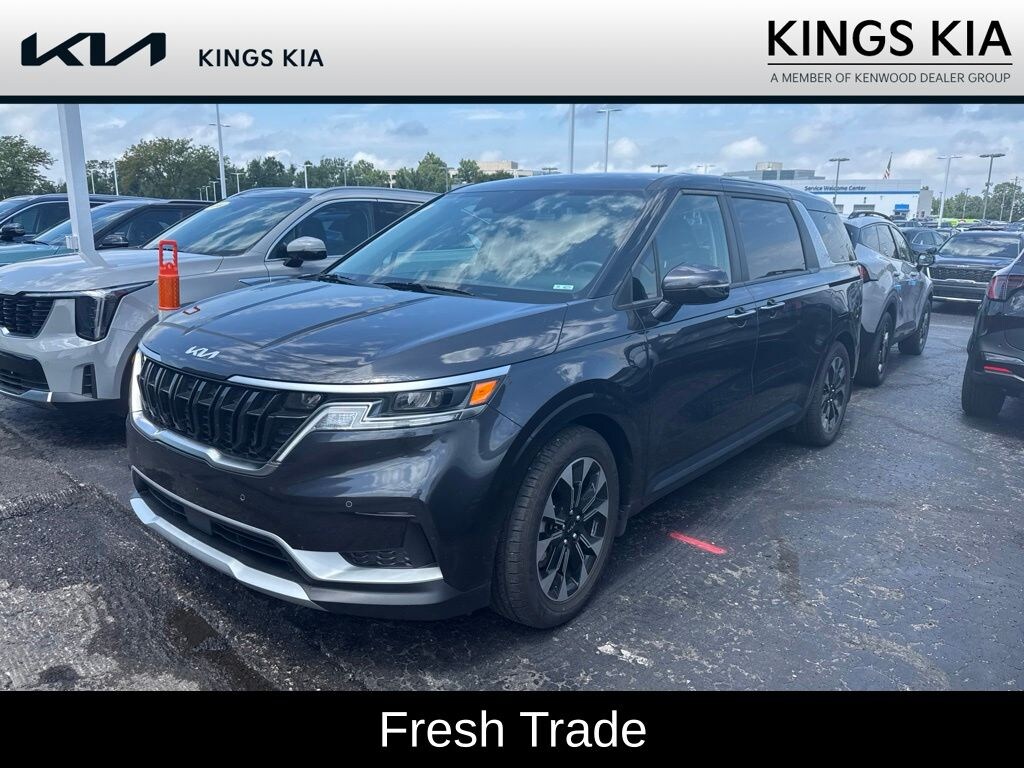 Used 2024 Kia Carnival EX Minivan/Van