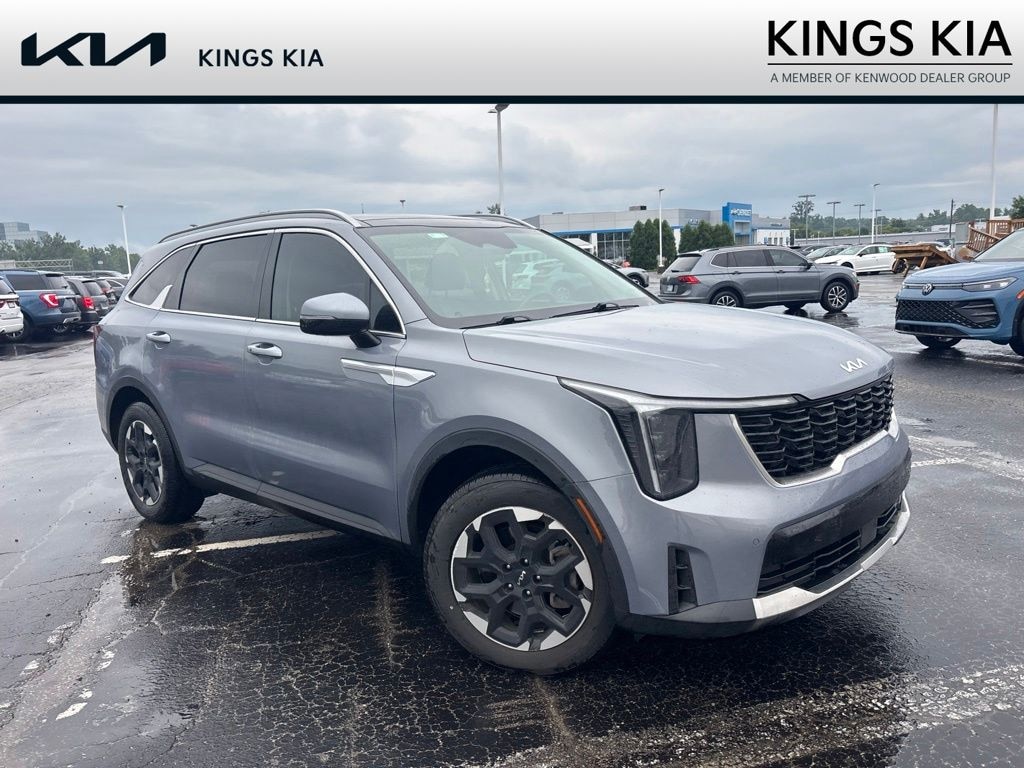 Used 2024 Kia Sorento S SUV