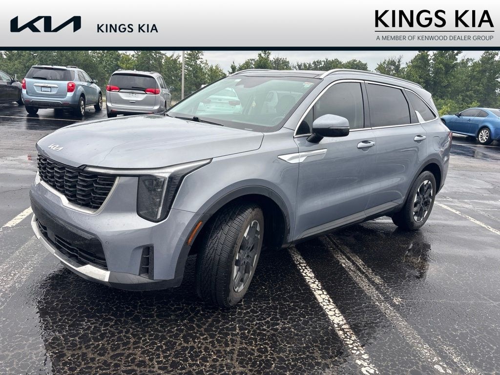 Used 2024 Kia Sorento S SUV