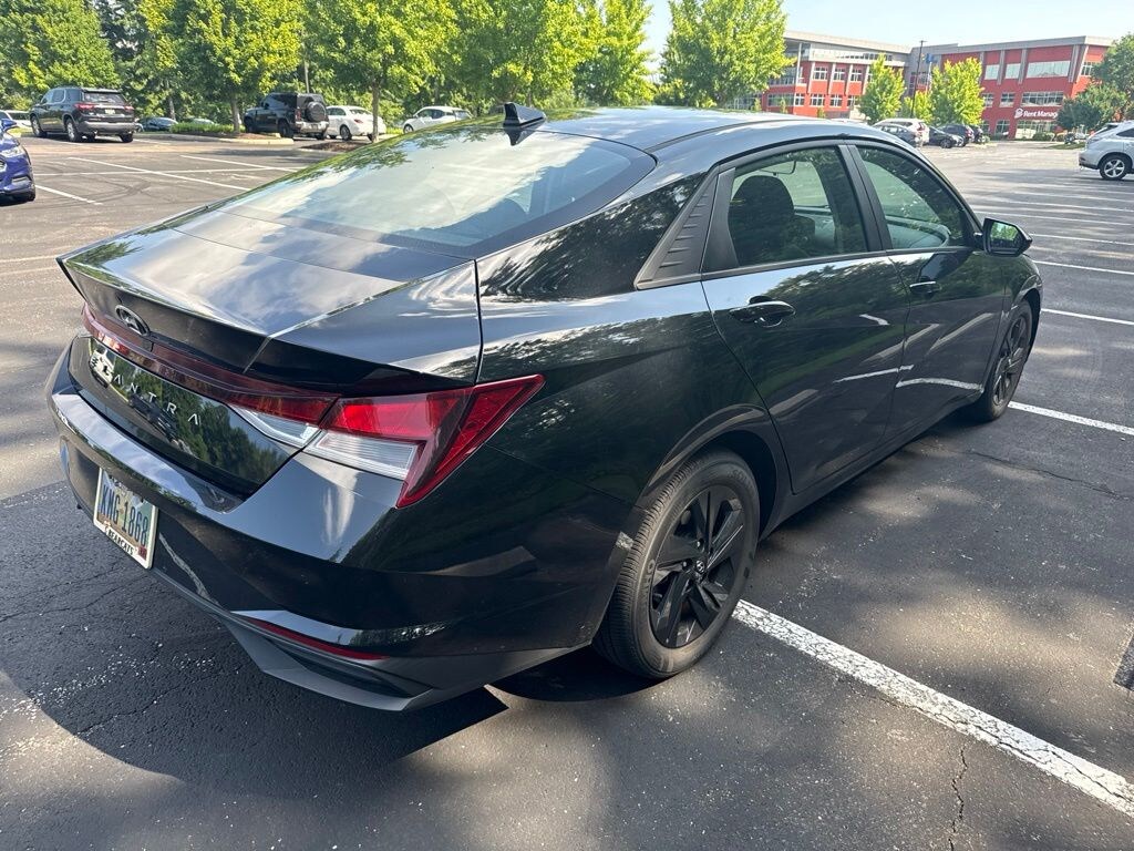 Used 2021 Hyundai Elantra SEL Sedan