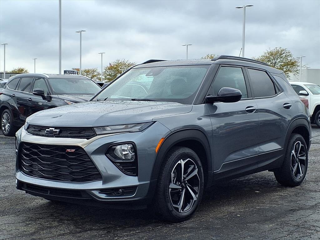 2021 Chevrolet Trailblazer RS photo 2