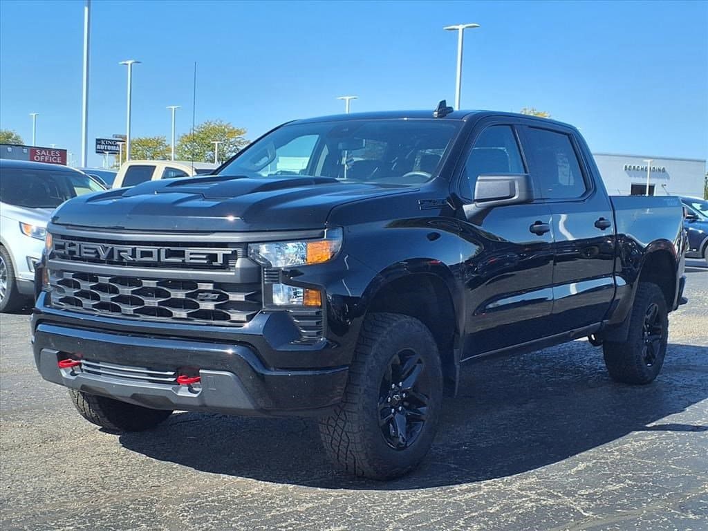 Used 2024 Chevrolet Silverado 1500 Custom Trail Boss Truck Crew Cab