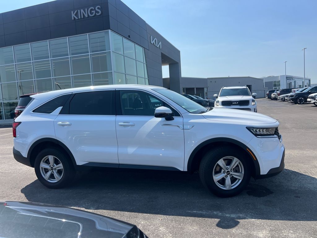 Certified 2023 Kia Sorento LX SUV