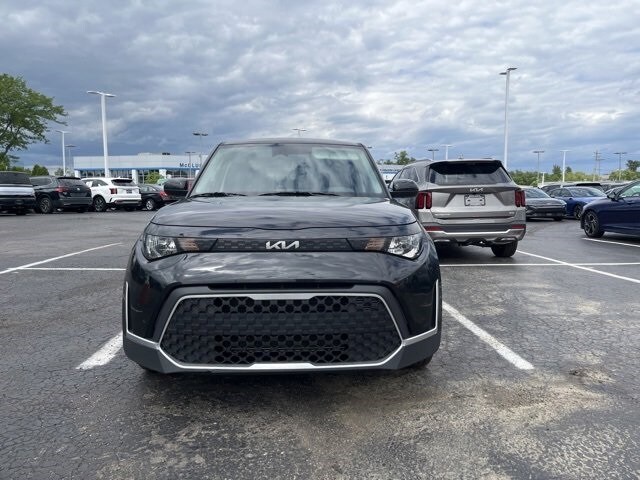 2023 Kia Soul LX photo 3
