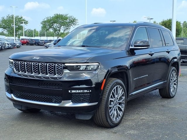 Used 2022 Jeep Grand Cherokee L Summit Reserve with VIN 1C4RJKEG8N8537195 for sale in Cincinnati, OH