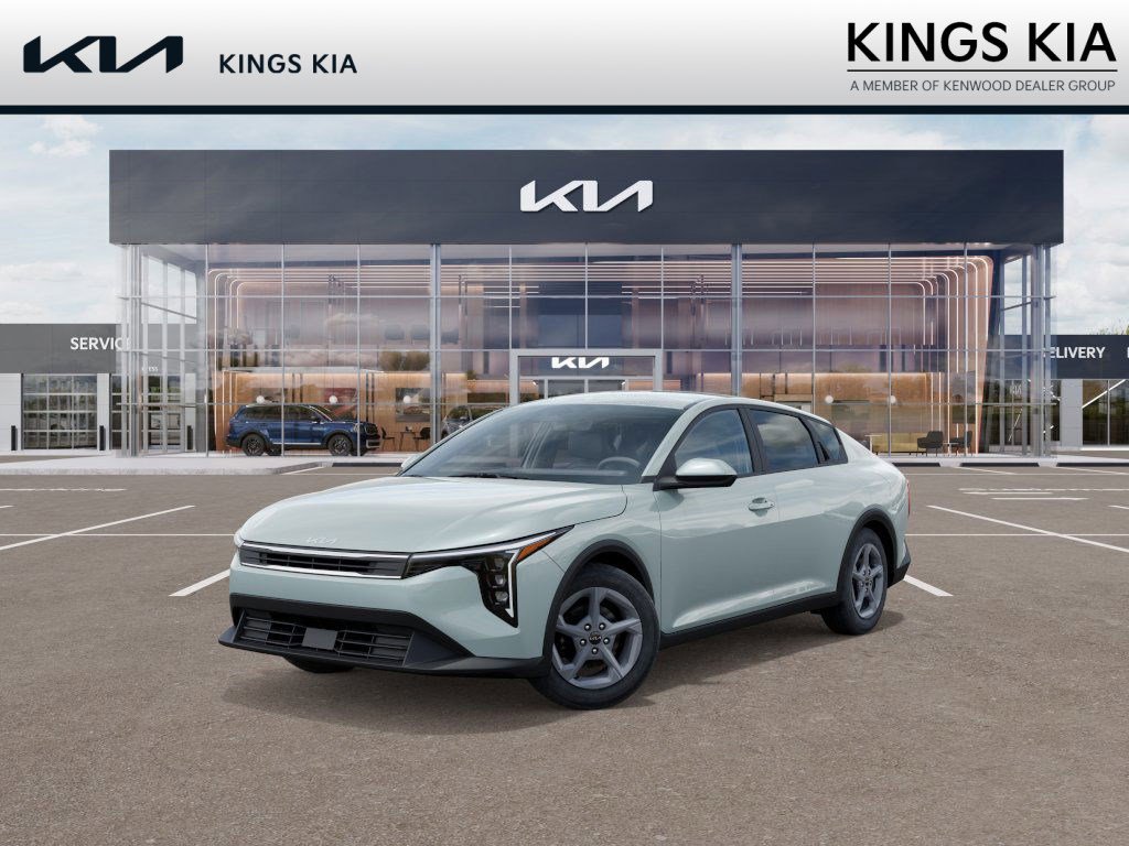 2025 Kia K4 LXS's photo