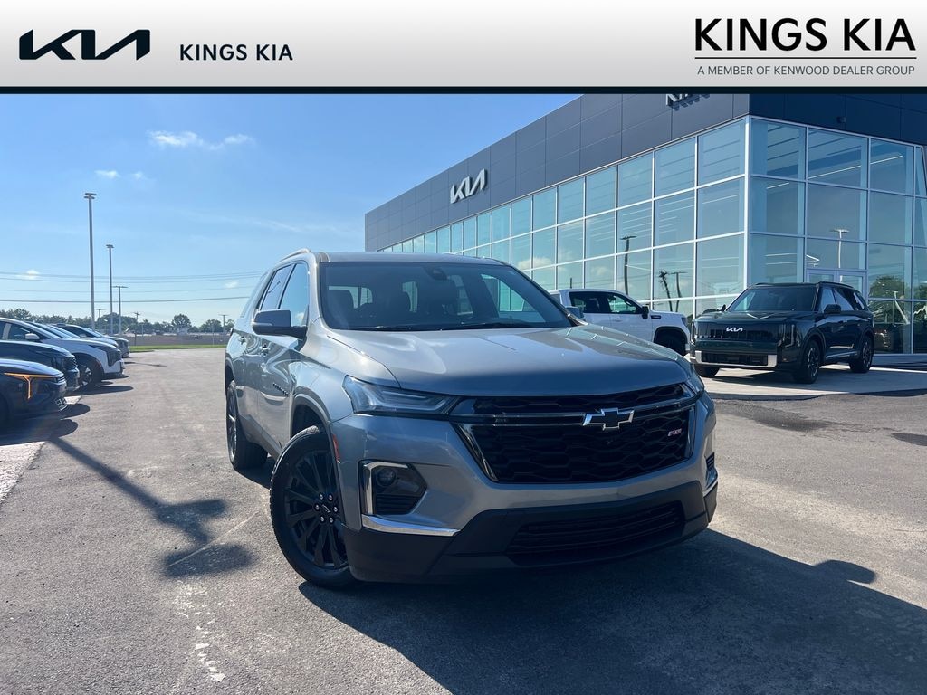Used 2023 Chevrolet Traverse RS SUV