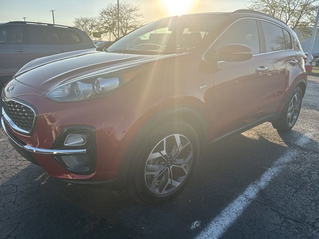 2021 Kia Sportage EX photo 2