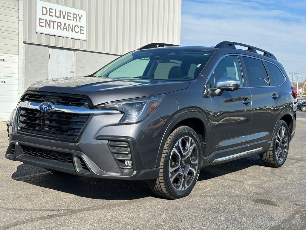 2023 Subaru Ascent Limited photo 2
