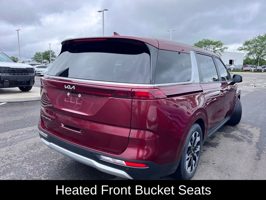 Used 2022 Kia Carnival EX Minivan/Van