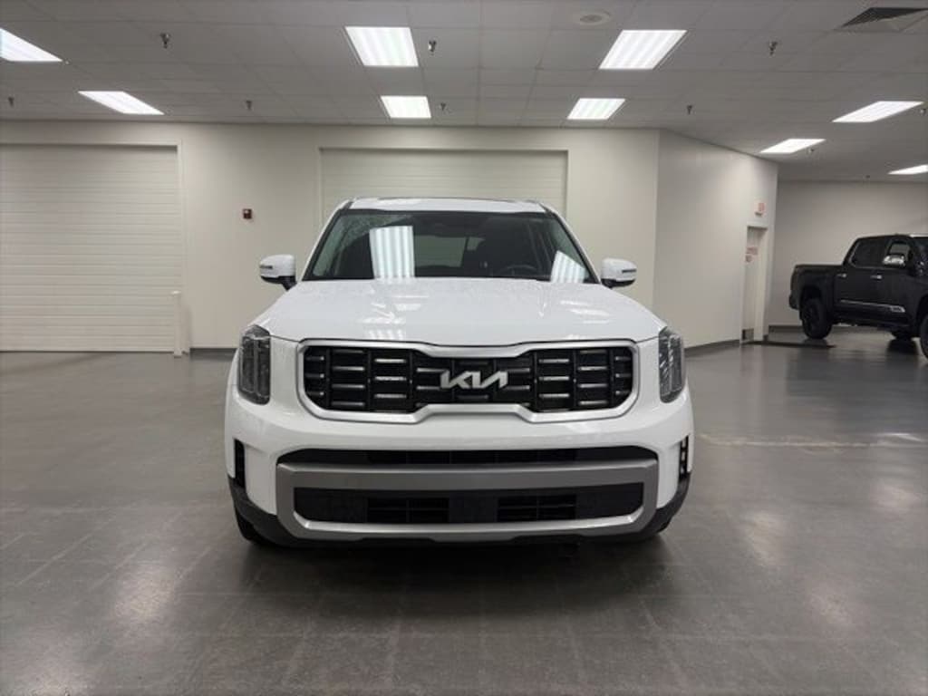 Used 2024 Kia Telluride S SUV