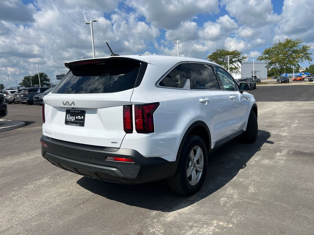Certified 2023 Kia Sorento LX SUV