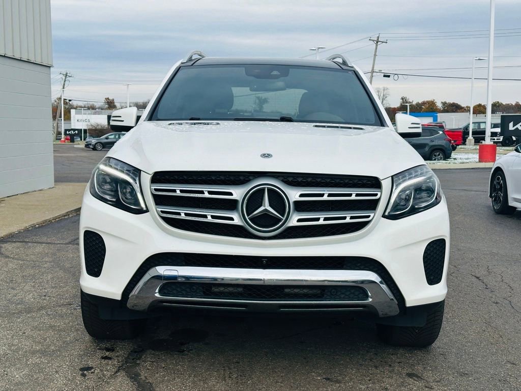 2018 Mercedes Benz GLS 450 4MATIC photo 2