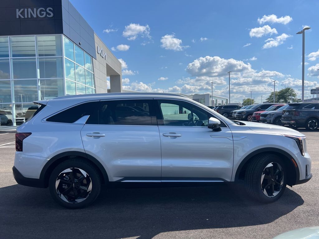 Certified 2025 Kia Sorento Hybrid SX Prestige SUV