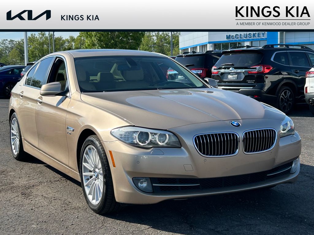 2011 BMW 5 Series 535i