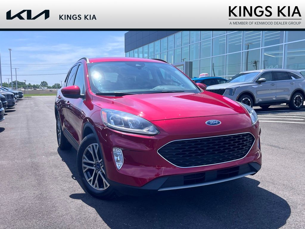 2021 Ford Escape SEL FWD's photo
