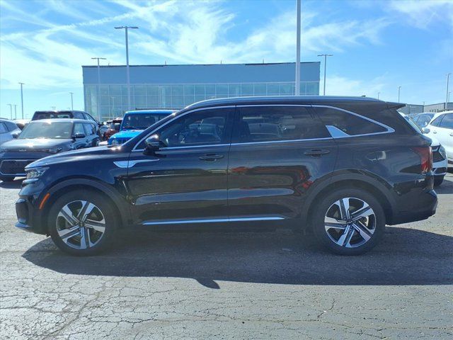 2022 Kia Sorento Plug-In Hybrid SX photo 3
