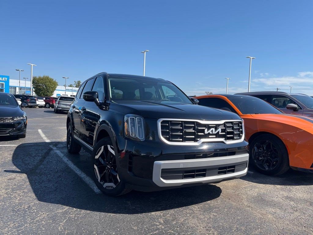 2023 Kia Telluride S photo 4