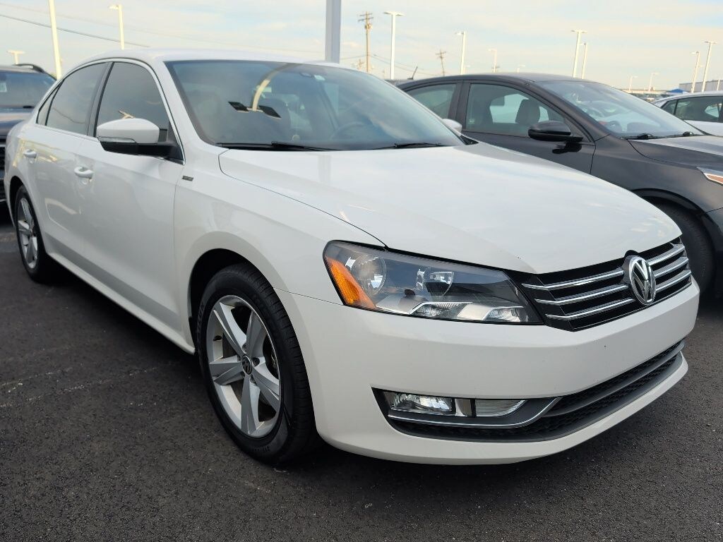 Used 2015 Volkswagen Passat 1.8T Limited Edition Sedan