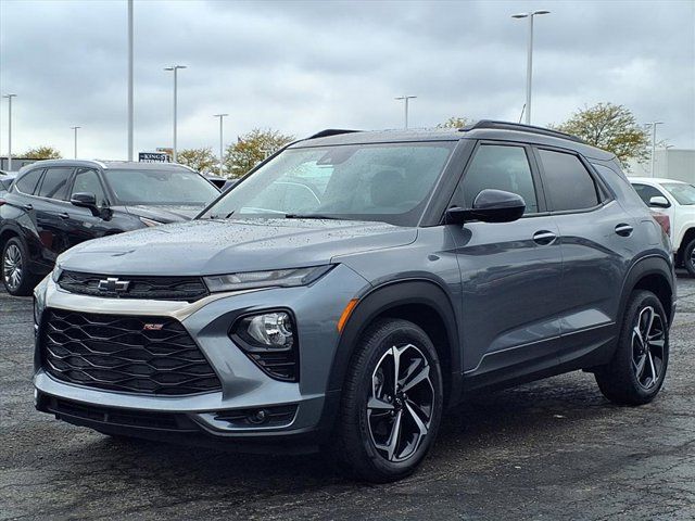 2021 Chevrolet Trailblazer RS photo 2