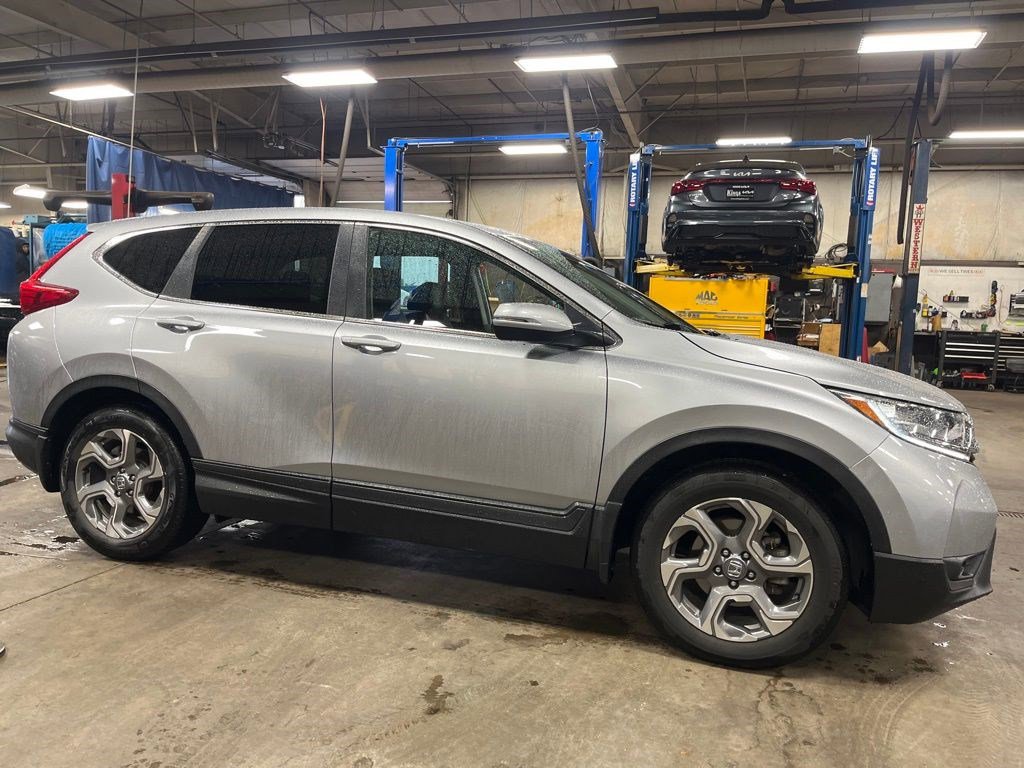 2017 Honda CR-V EX-L photo 2