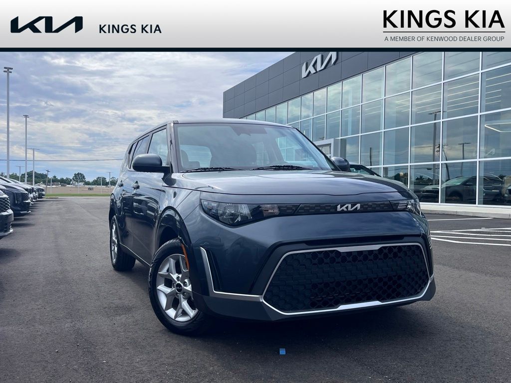2024 Kia Soul 2.0L LX IVT's photo