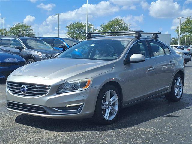 2014 Volvo S60 T5 photo 2
