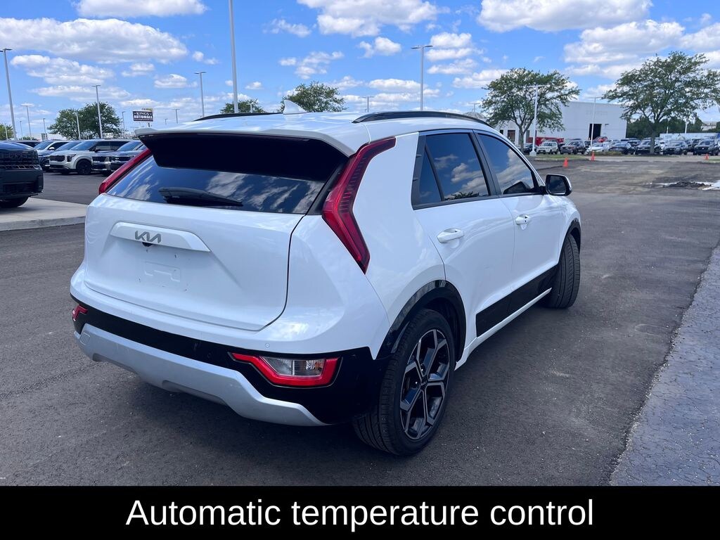 Used 2023 Kia Niro EX Touring SUV