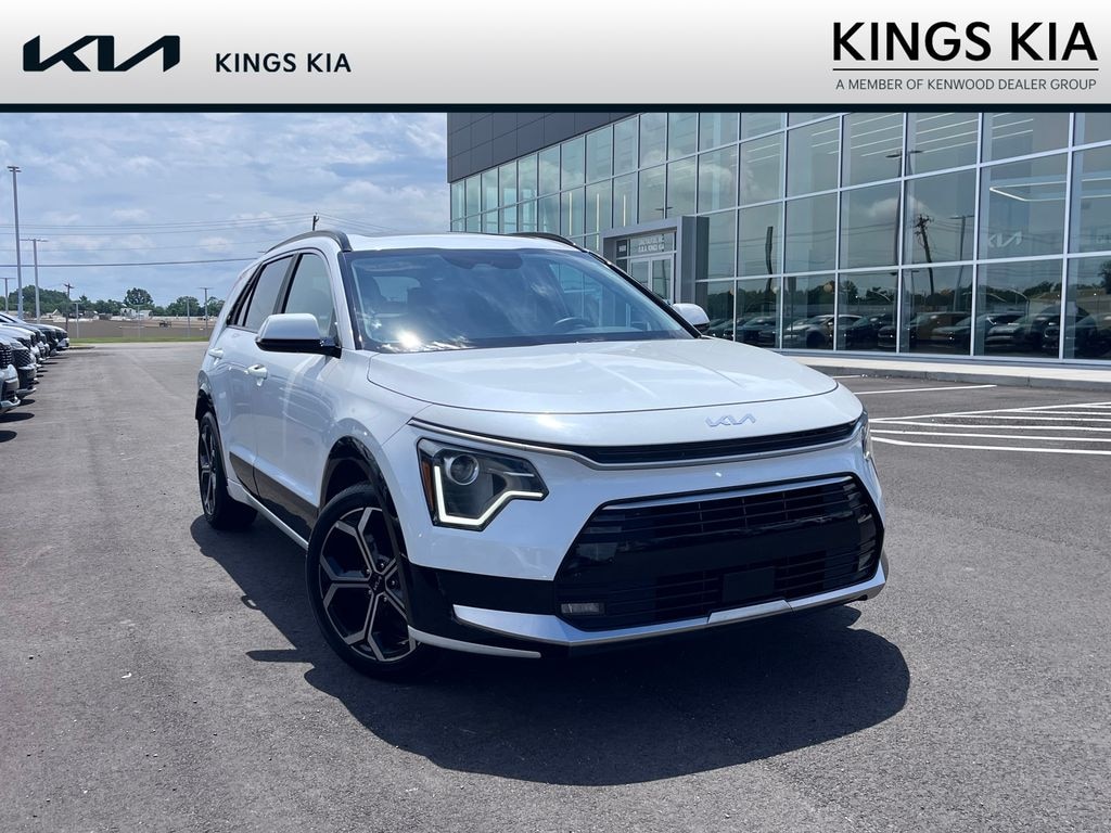 Used 2024 Kia Niro EX Touring SUV