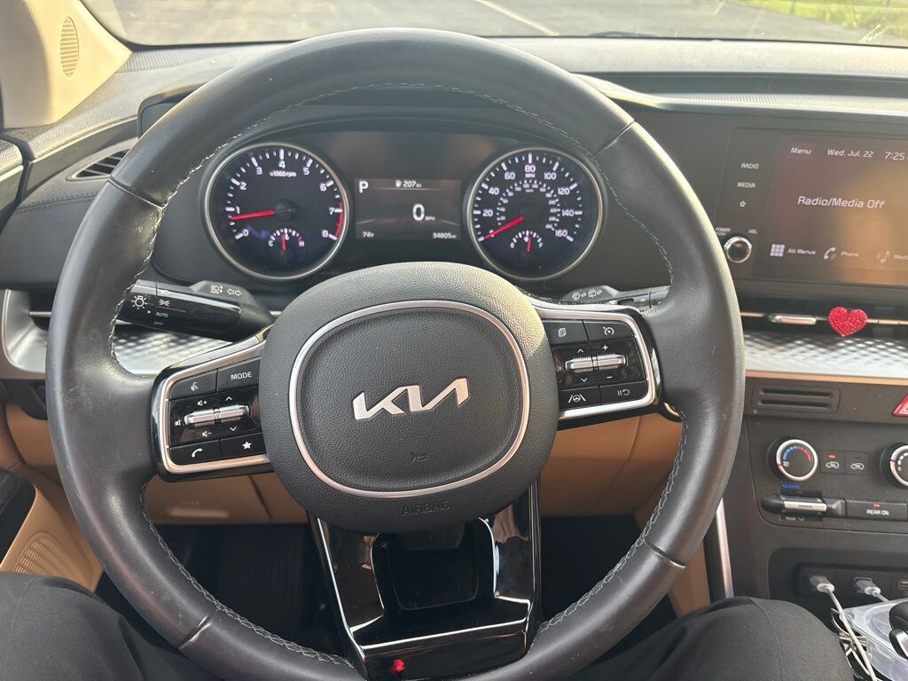 Certified 2024 Kia Carnival LX Minivan/Van