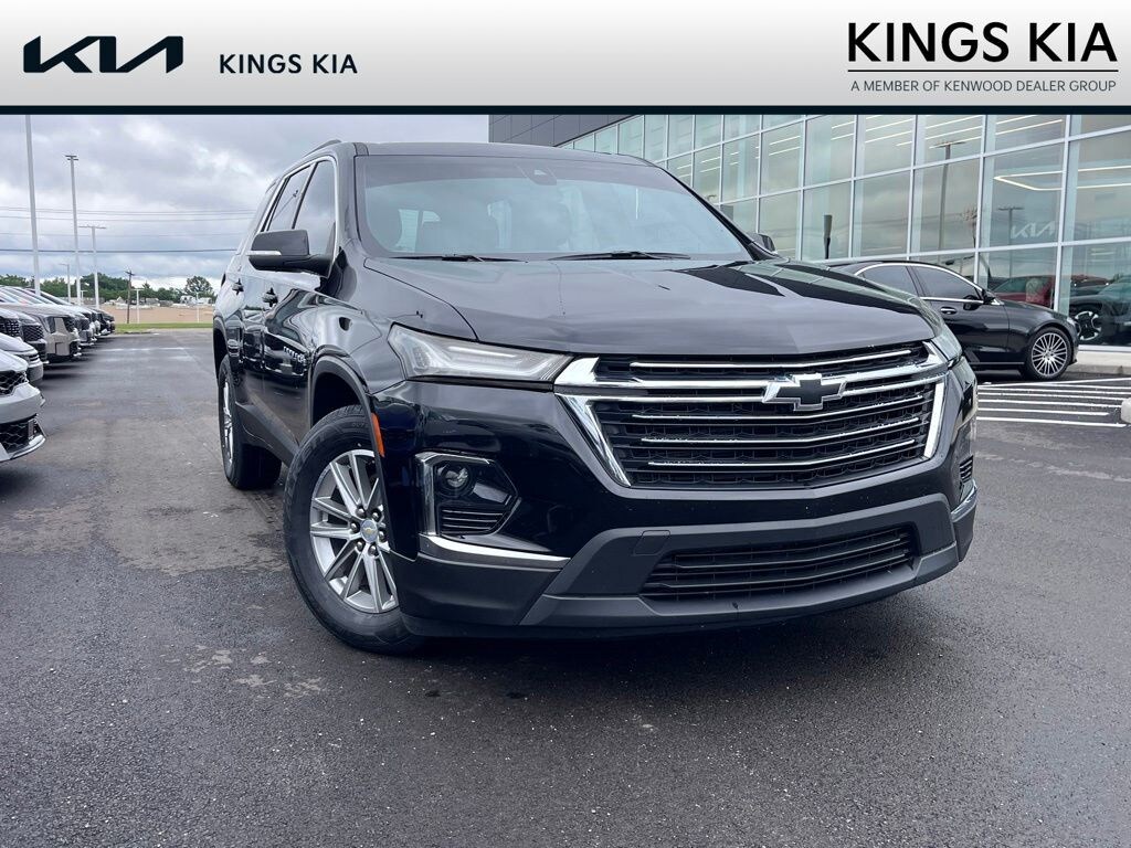 Used 2023 Chevrolet Traverse LT Leather SUV