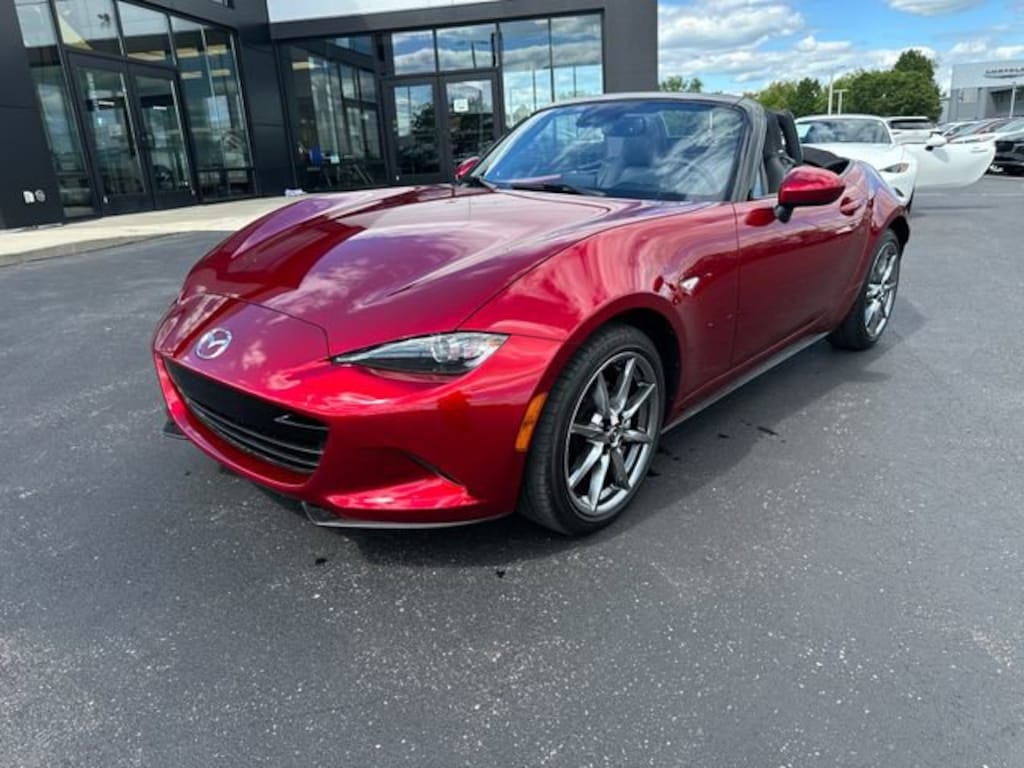 Used 2022 Mazda MX-5 Miata Grand Touring Convertible
