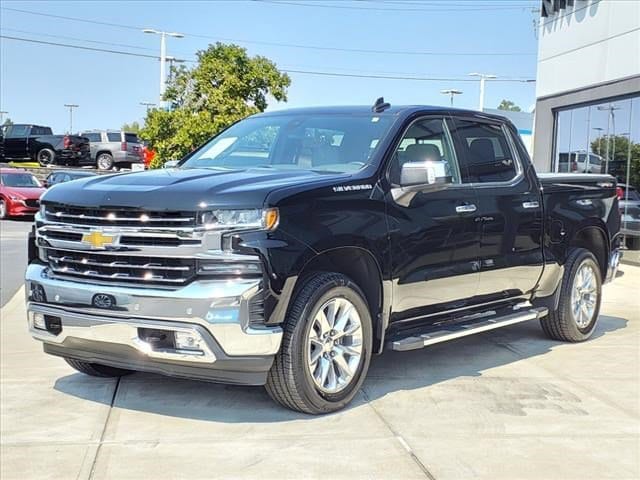 Used 2020 Chevrolet Silverado 1500 LTZ with VIN 3GCUYGED9LG332761 for sale in Cincinnati, OH