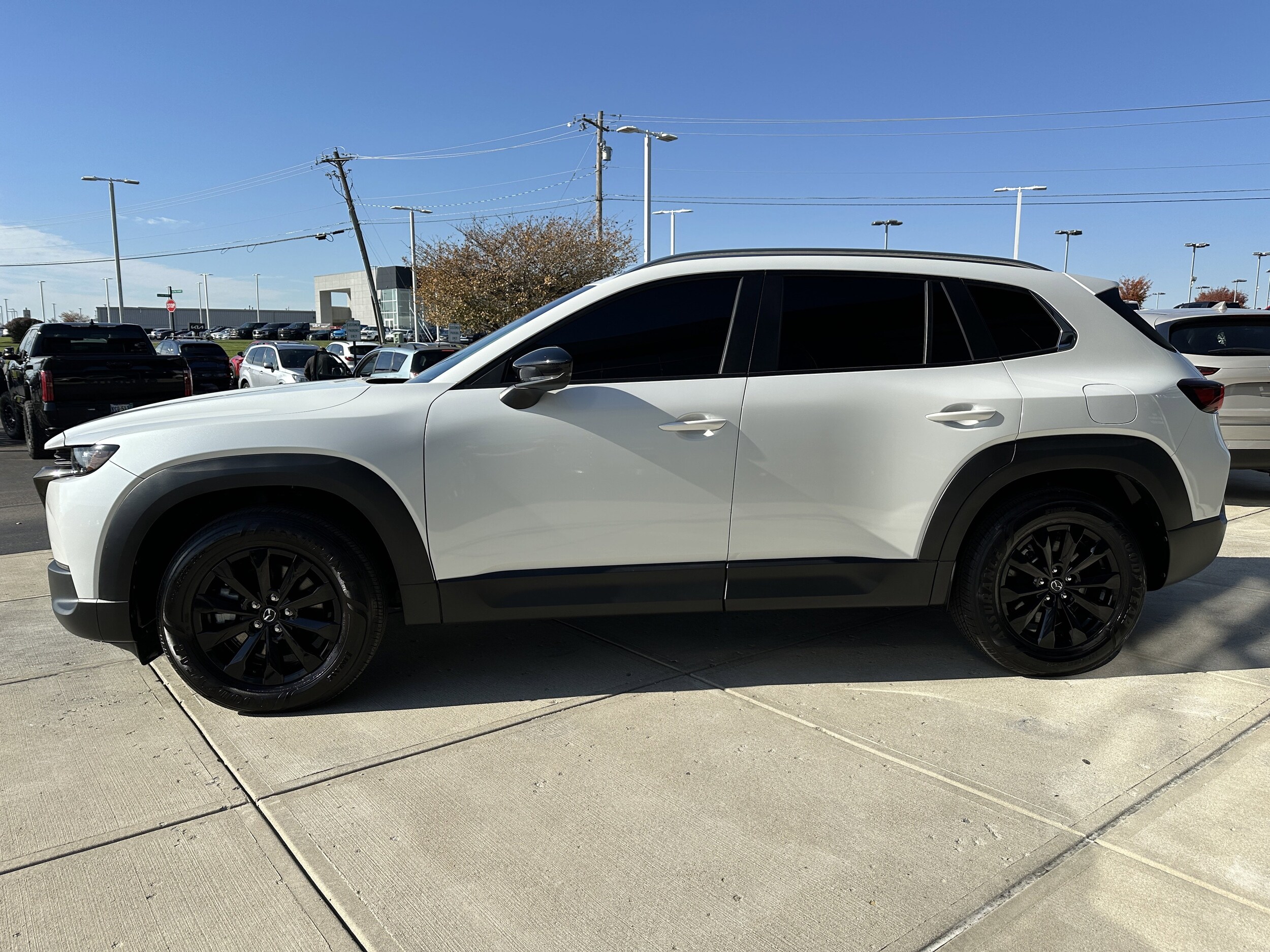 2024 Mazda CX-50 2.5 S Preferred photo 2