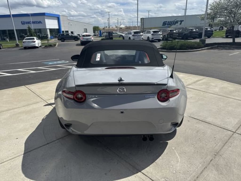 New 2026 Mazda MX-5 Miata Club Convertible