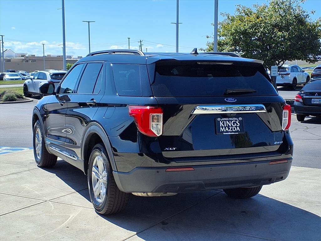 2022 Ford Explorer XLT photo 4