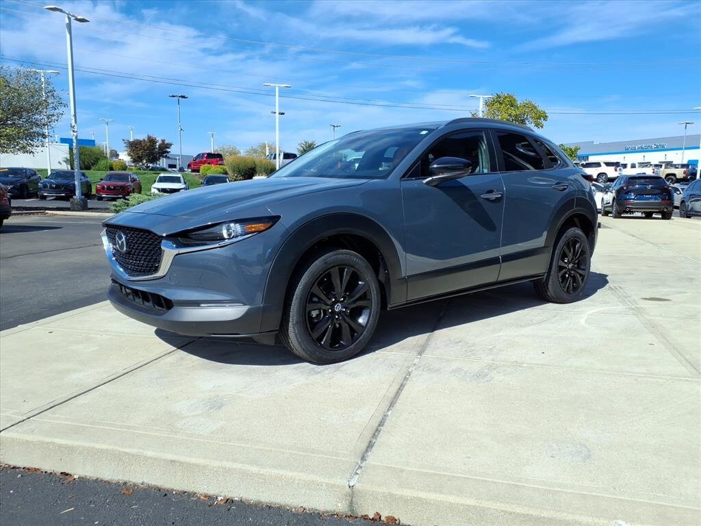 2022 Mazda CX-30 2.5 S Carbon photo 2