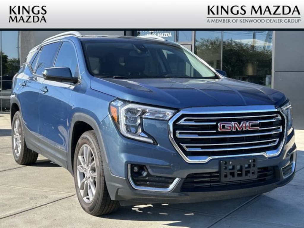 Used 2024 GMC Terrain SLT SUV