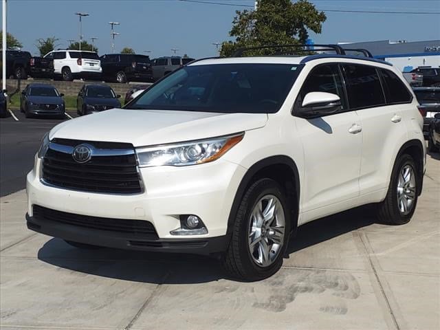 Used 2016 Toyota Highlander Limited Platinum with VIN 5TDDKRFH3GS312348 for sale in Cincinnati, OH