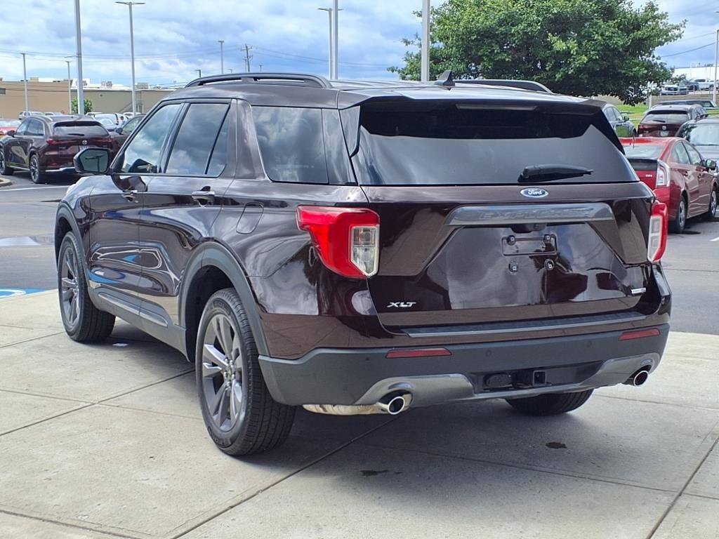 2023 Ford Explorer XLT photo 4