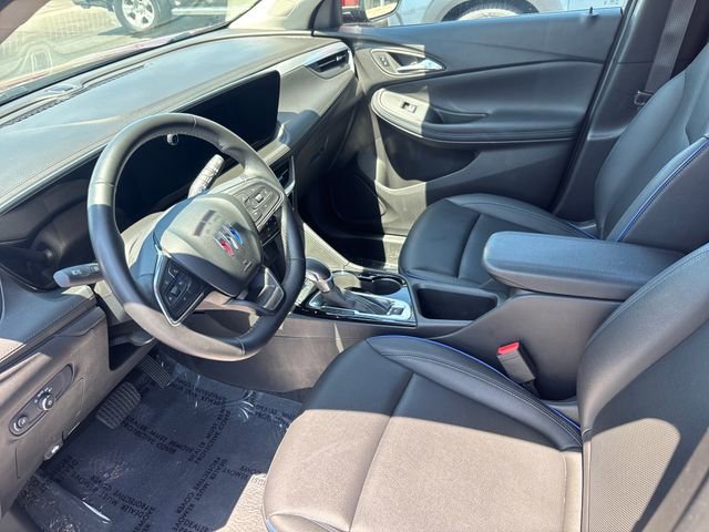 2025 Buick Encore GX Sport Touring - Photo 9