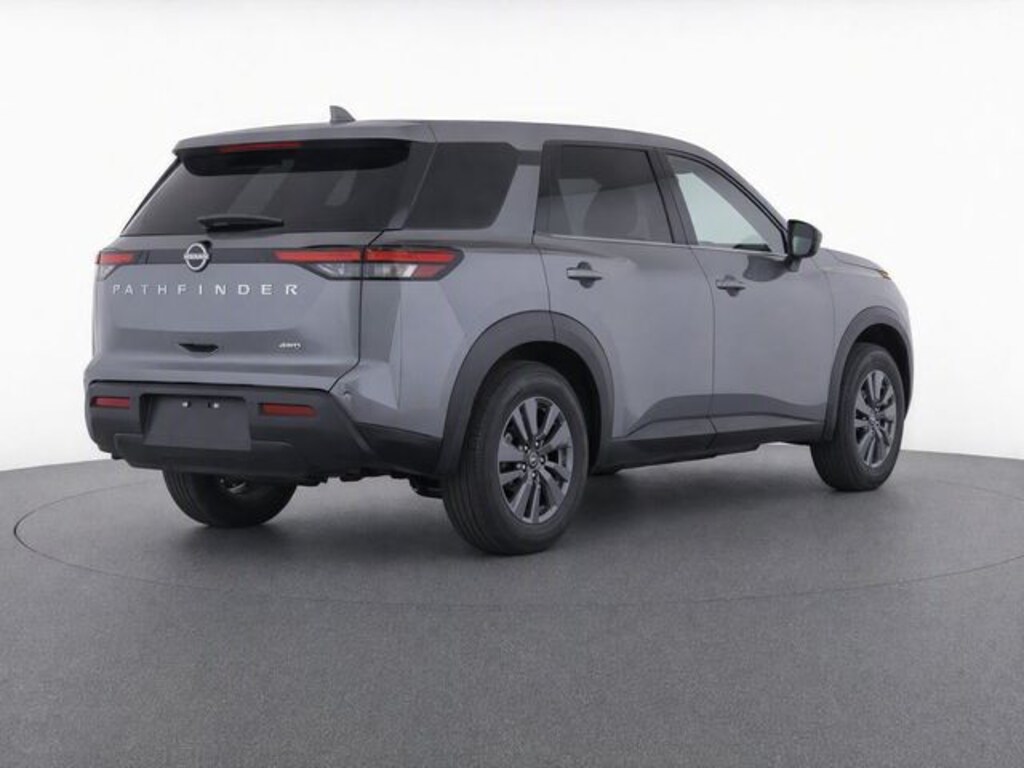 Used 2024 Nissan Pathfinder S SUV