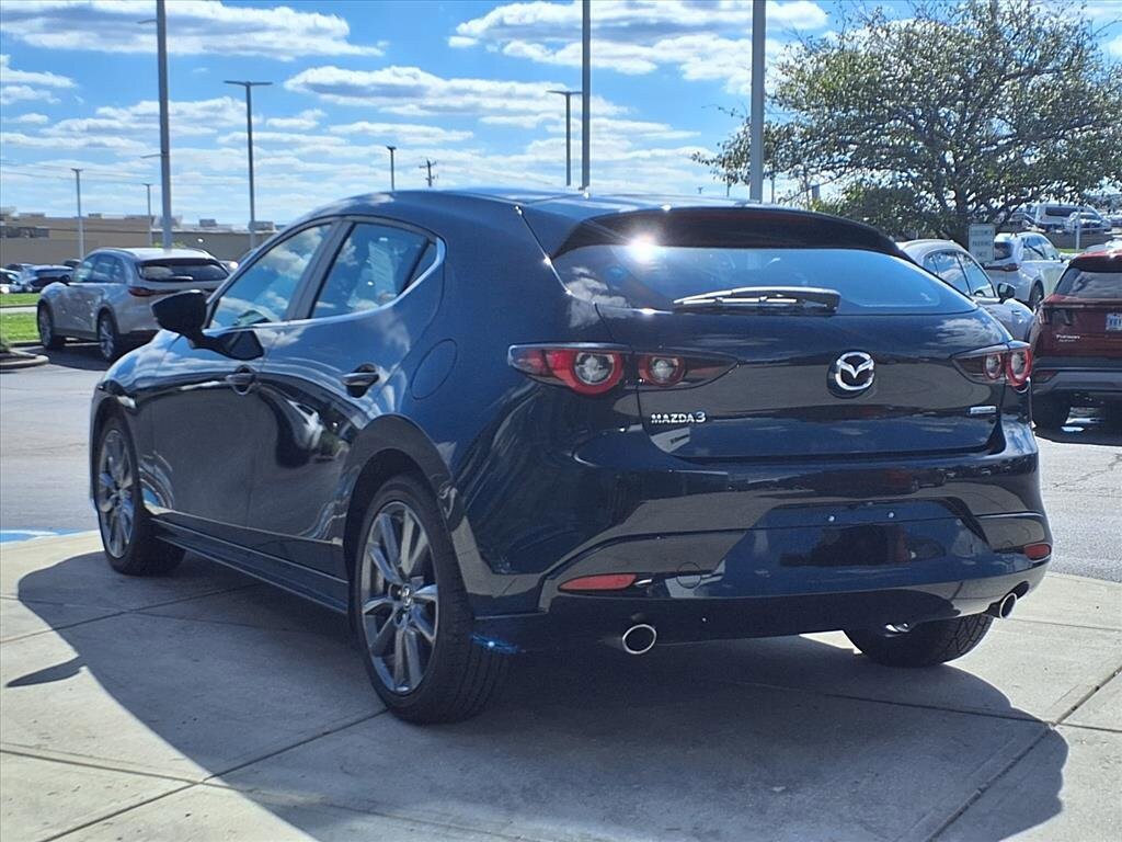 2023 Mazda Mazda3 Hatchback 2.5 s Preferred photo 4