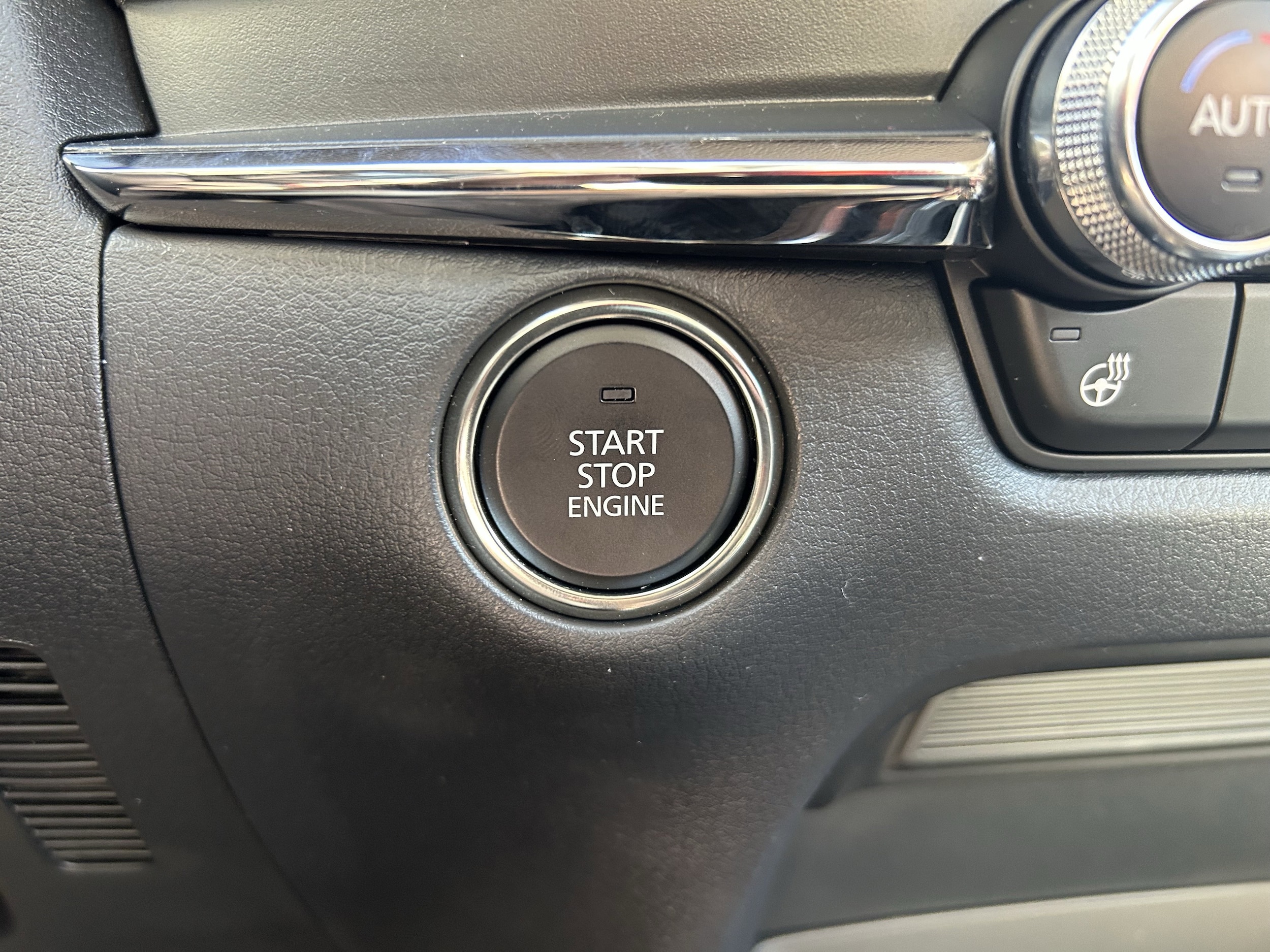 2025 Mazda CX-30 Turbo Premium - Photo 17