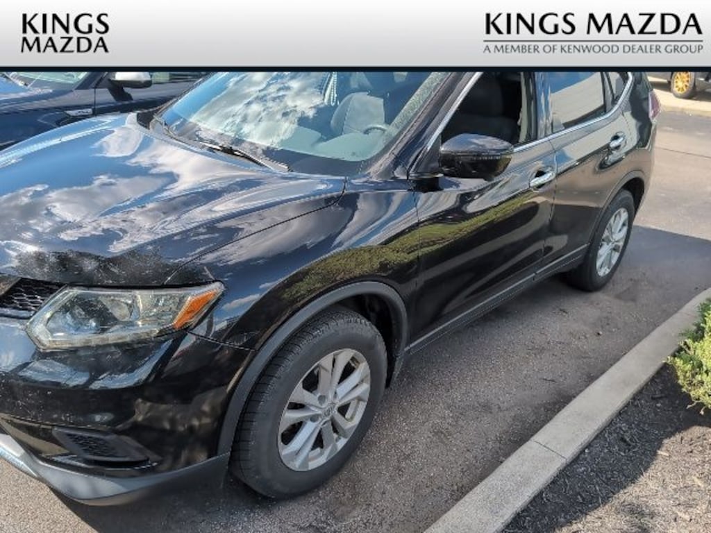 Used 2016 Nissan Rogue SV SUV