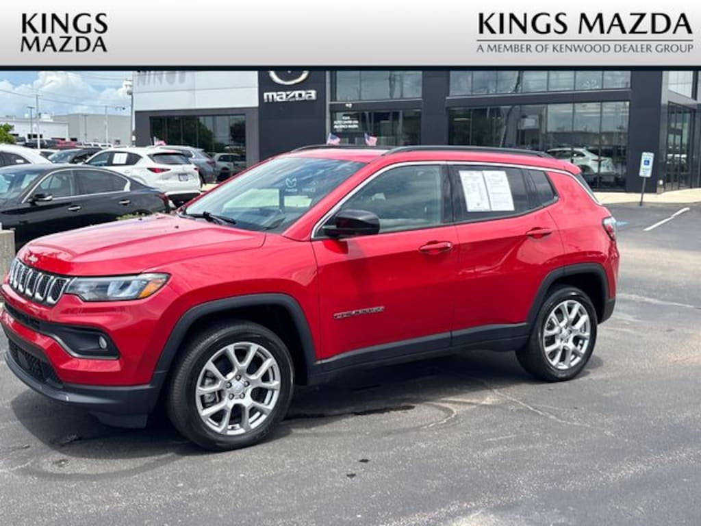 Used 2023 Jeep Compass Latitude Lux SUV