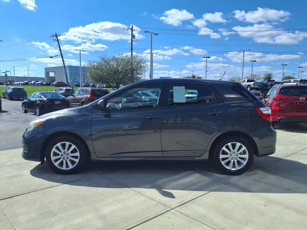2009 Toyota Corolla Matrix L 4WD photo 3