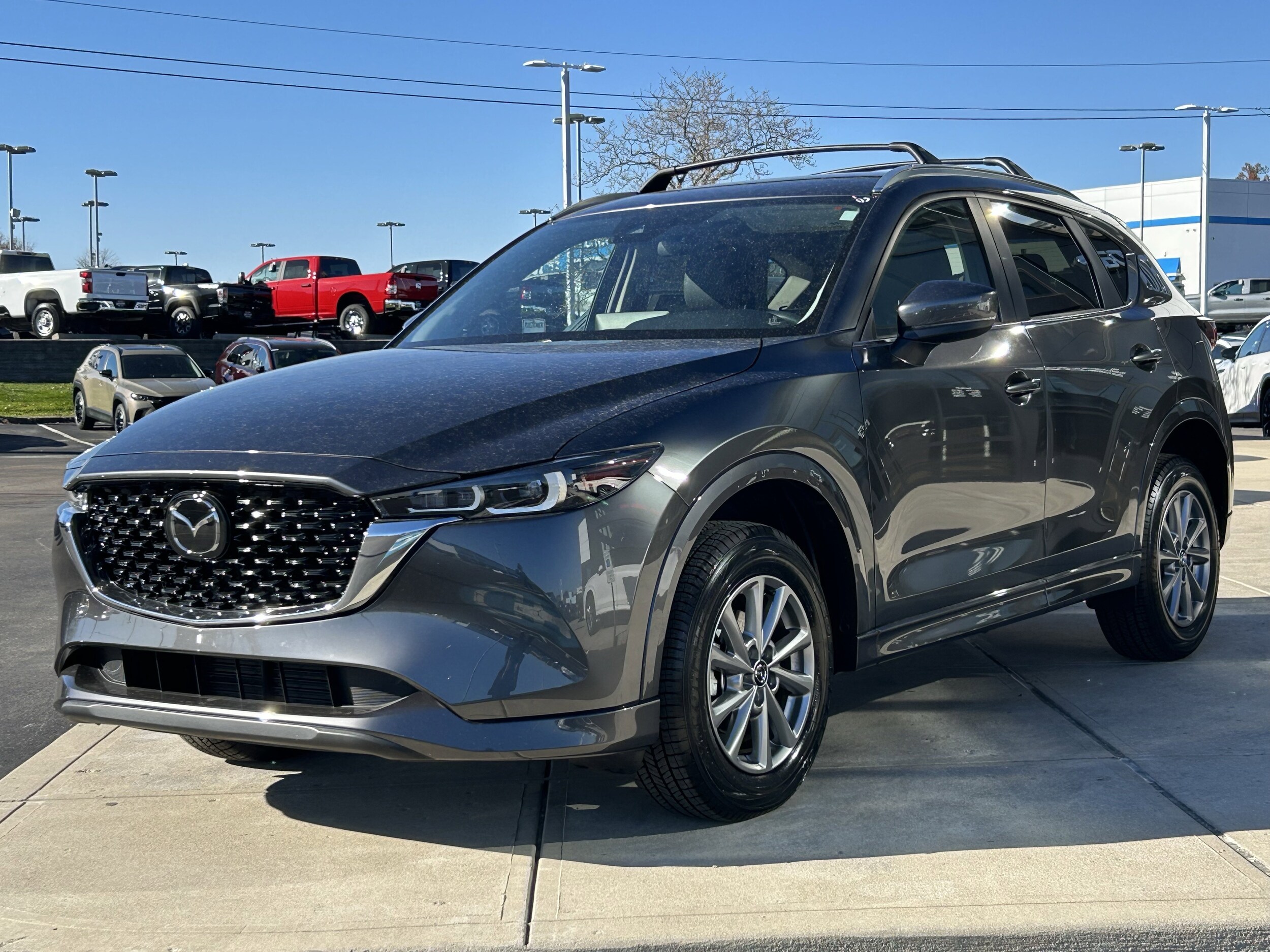 2025 Mazda CX-5 2.5 Select photo 3